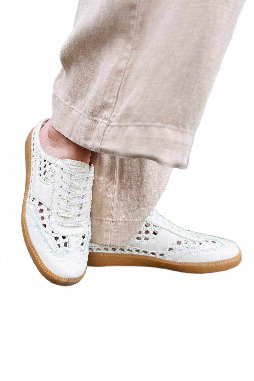 NEW DOLCE VITA women's notice woven slide sneaker in off white